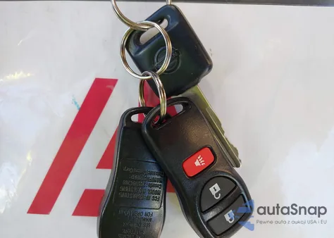 2002 Nissan Pathfinder Le from USA, damaged, VIN JN8DR09X62W666064